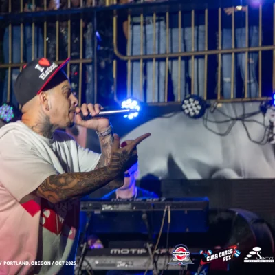 El Chulo en concierto / Photo Gallery